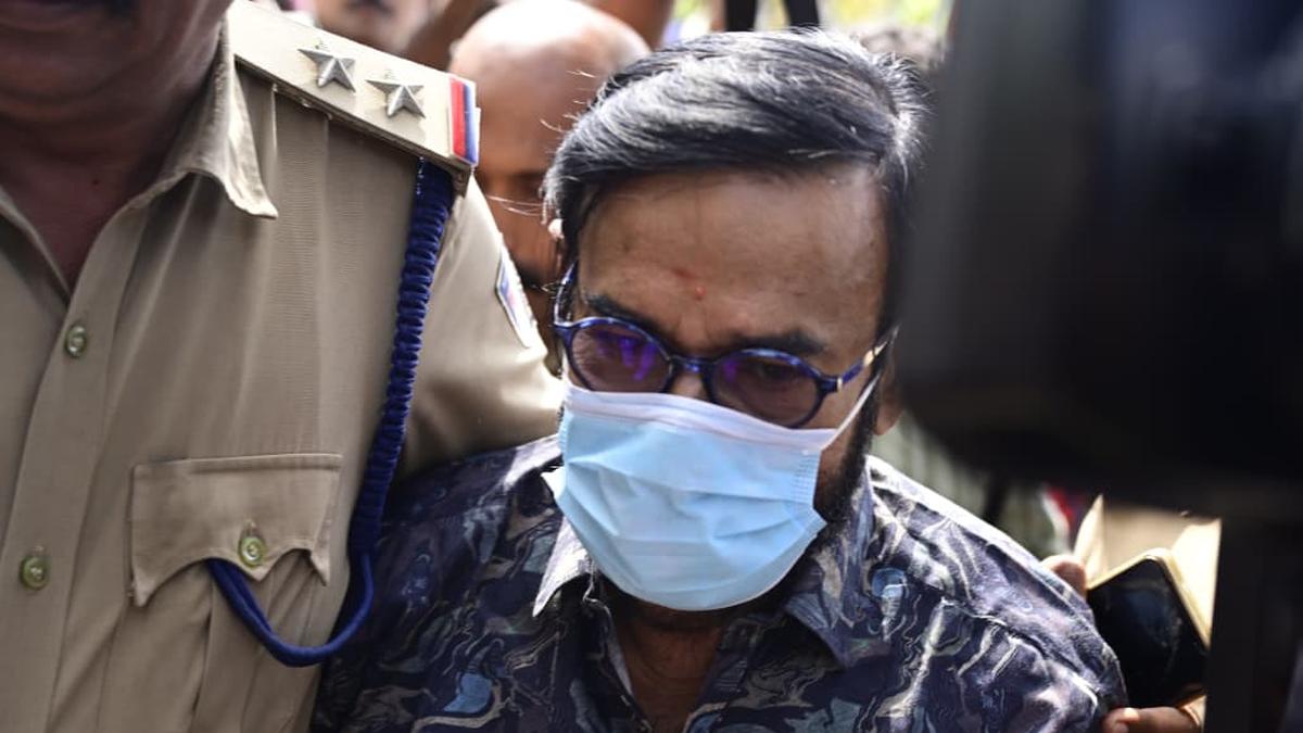 Kerala actor Maniyanpillai Raju involved in hit-and-run incident; two youths on motorcycle injured